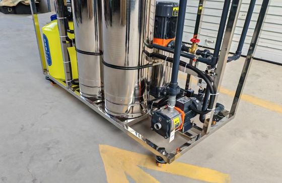 Buy 500L Per Hour Output Ro Water Treatment Plant with 99% Purification Rate and Varies Depending On Model Power Consumption online manufacture